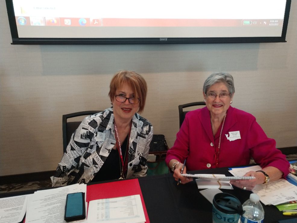 Immediate Past President Dee and current President Billie Jean at the Spring BOD 2022.